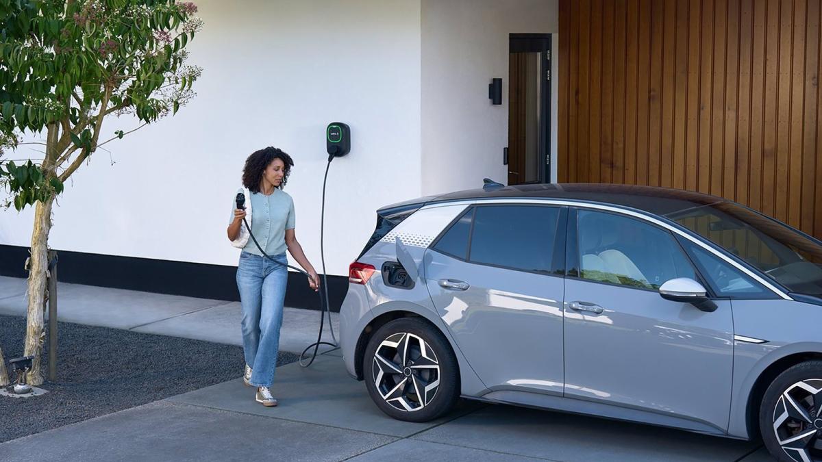 Con la tarifa de luz apropiada, ¿cuánto ahorro supone tener un coche eléctrico?
