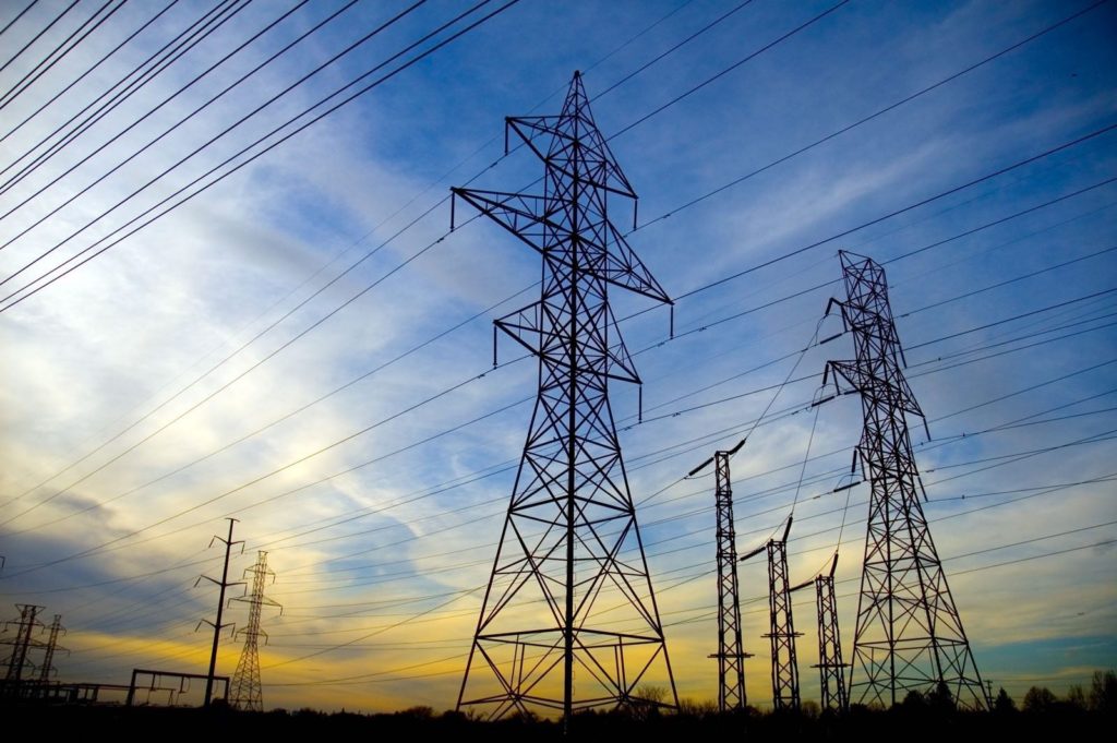 Las eléctricas reclaman medidas regulatorias urgentes para evitar el impacto económico del refuerzo operativo tras el apagón