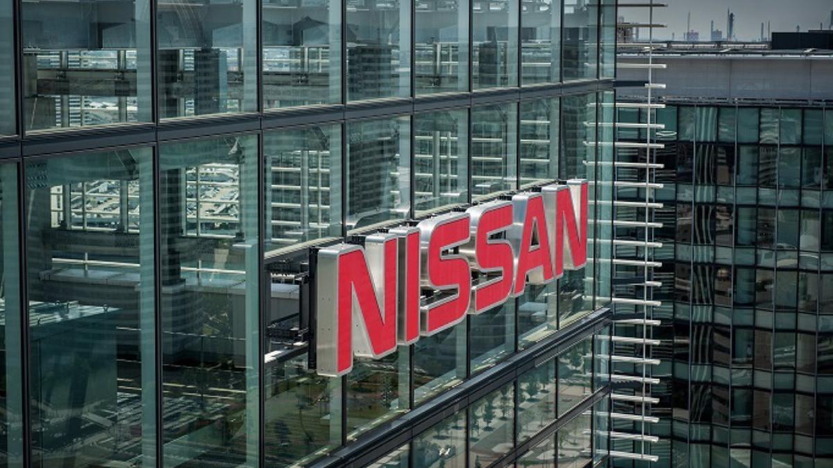 Nissan podría cerrar plantas en Japón y México dentro de su plan de reestructuración, según Yomiuri.