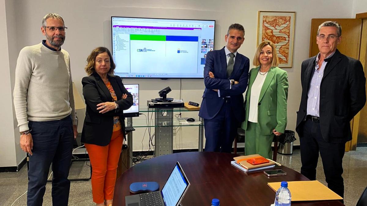 El CSN pide una vigilancia "activa" sobre un posible tránsito de uranio en Canarias