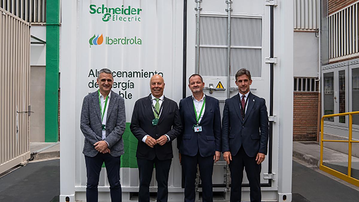 Iberdrola instala su primera micro red de España en la planta de Schneider Electric en Barcelona